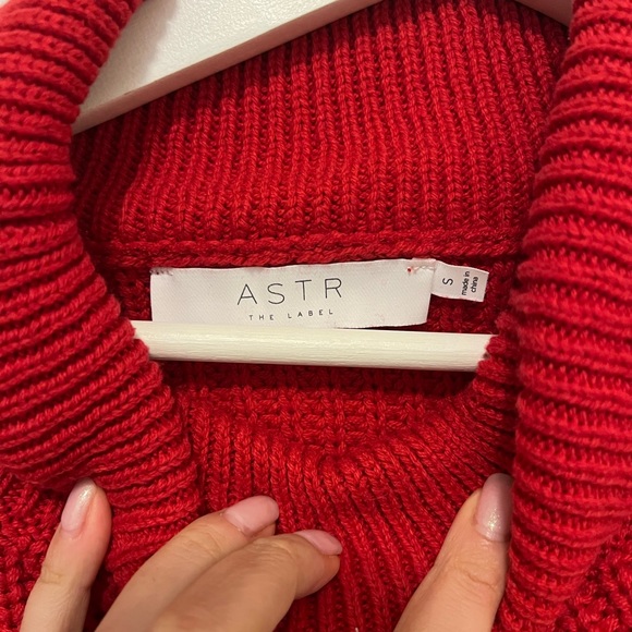 Astr the Label Open Shoulder Knit Sweater - Picture 3 of 3